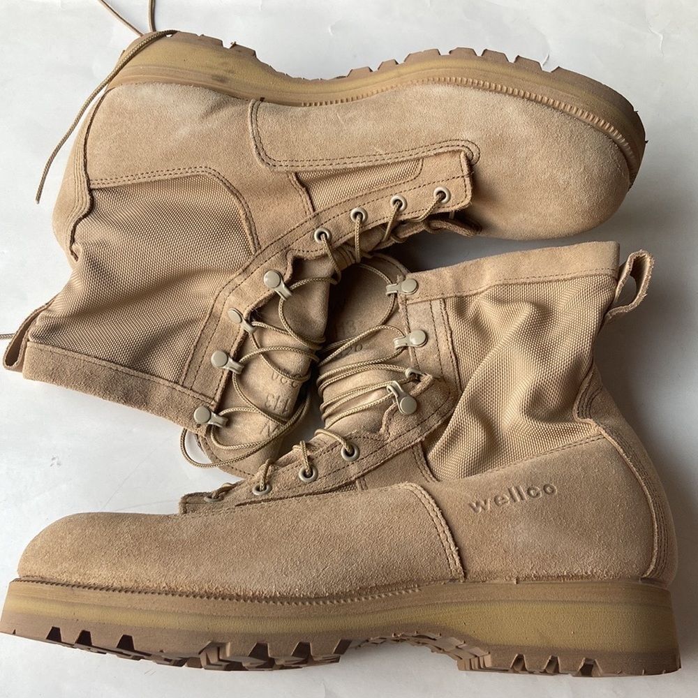 Wellco Vibram Men Shoes Boot Size 12.5
